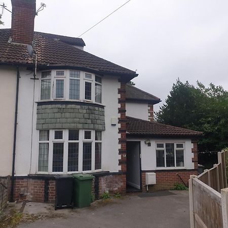 Mother-In-Law Guest House Hotel Leeds 利兹 外观 照片