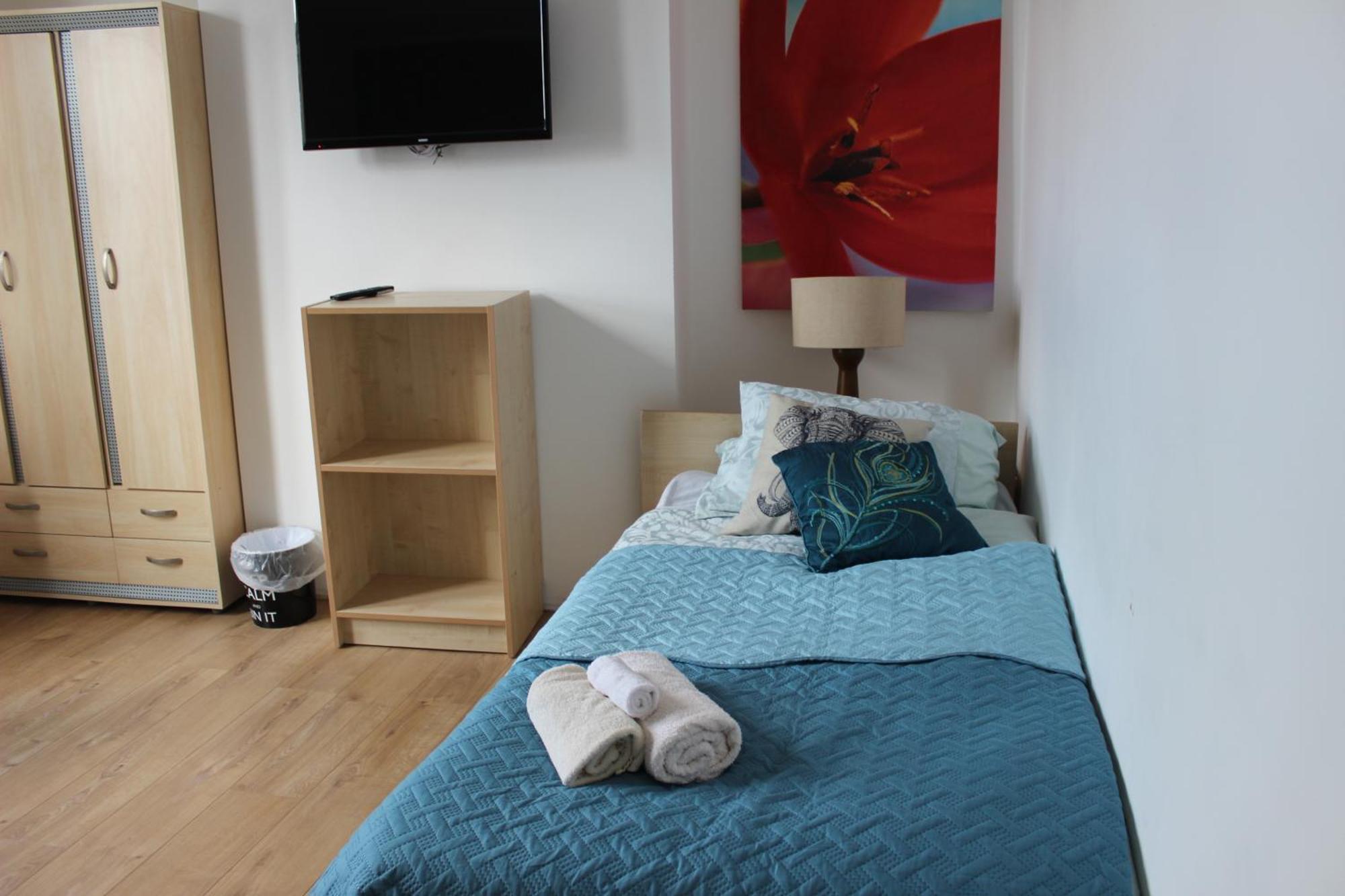 Mother-In-Law Guest House Hotel Leeds 利兹 外观 照片