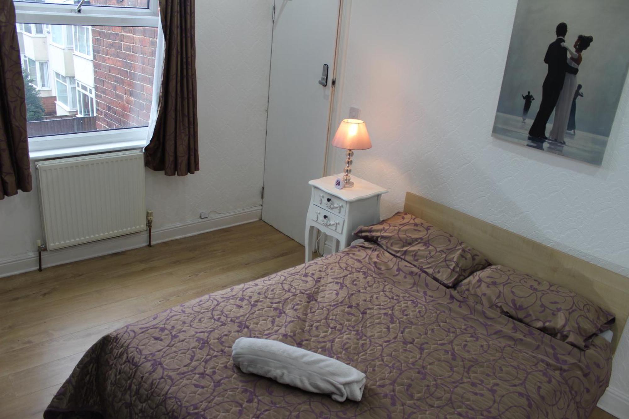 Mother-In-Law Guest House Hotel Leeds 利兹 外观 照片