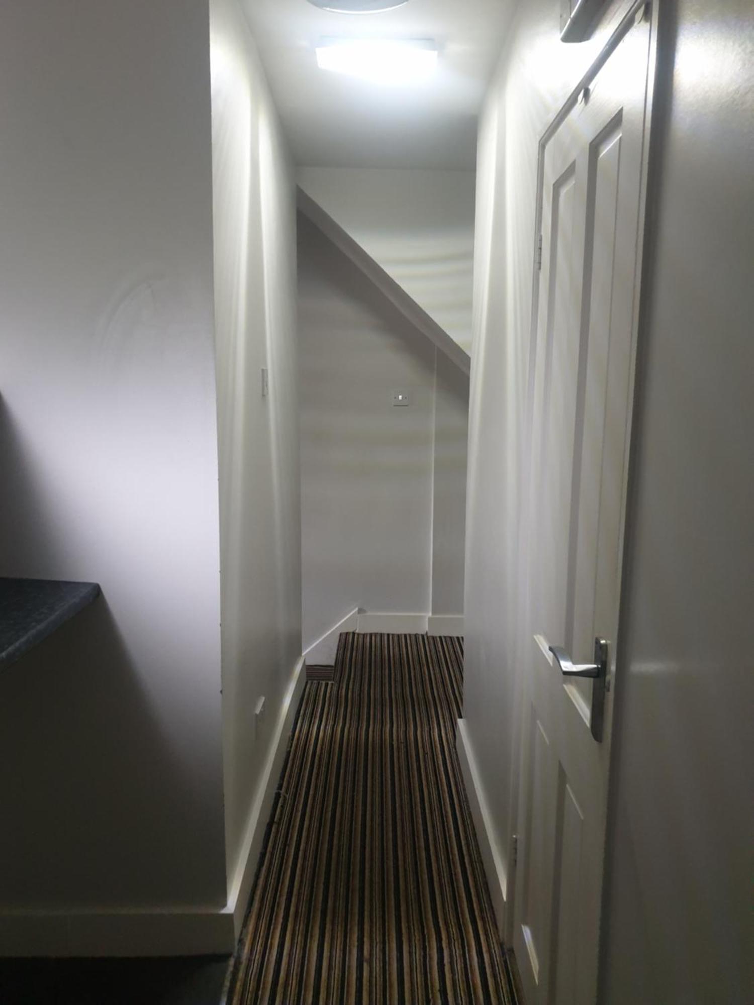 Mother-In-Law Guest House Hotel Leeds 利兹 外观 照片