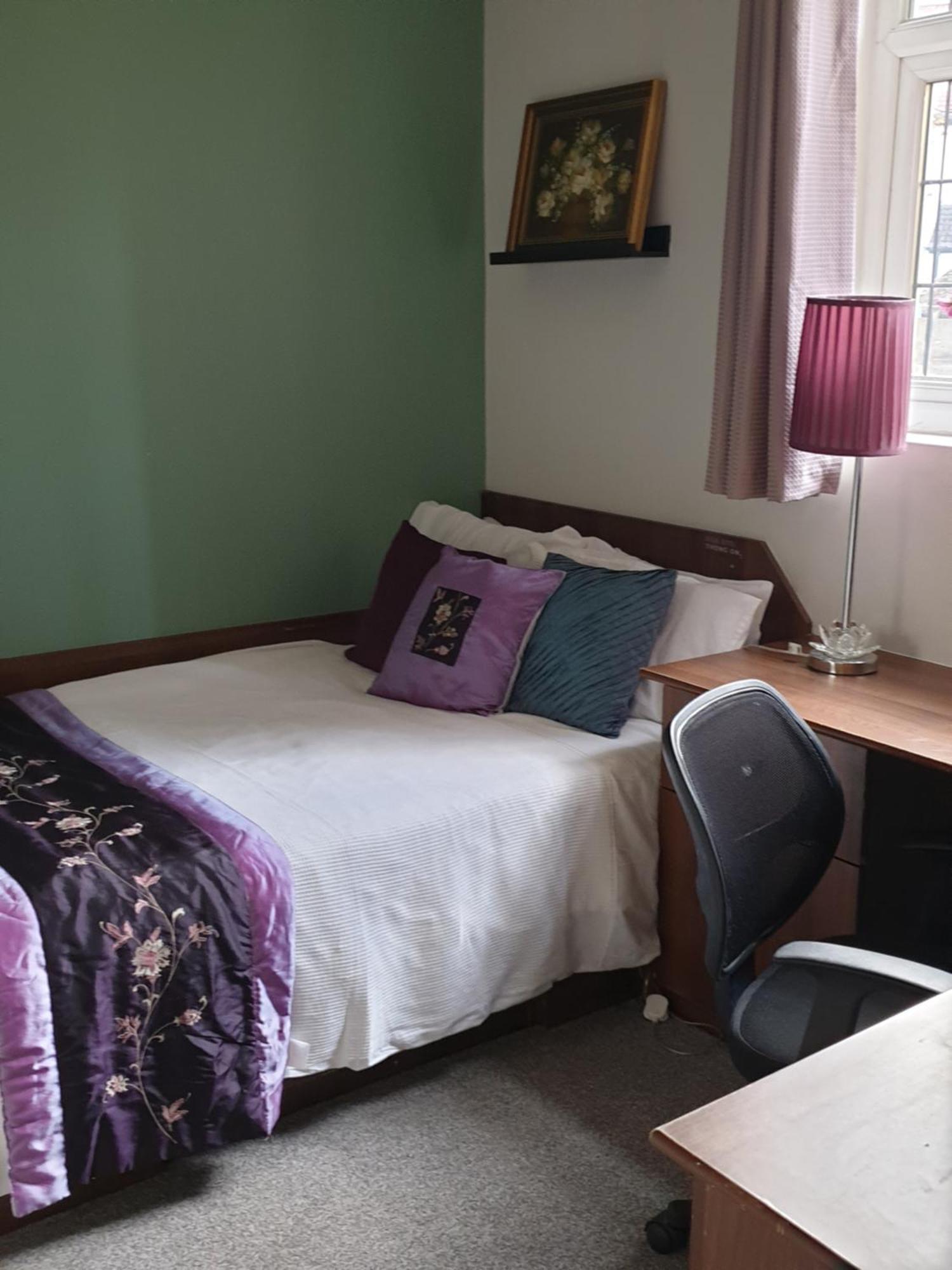 Mother-In-Law Guest House Hotel Leeds 利兹 外观 照片